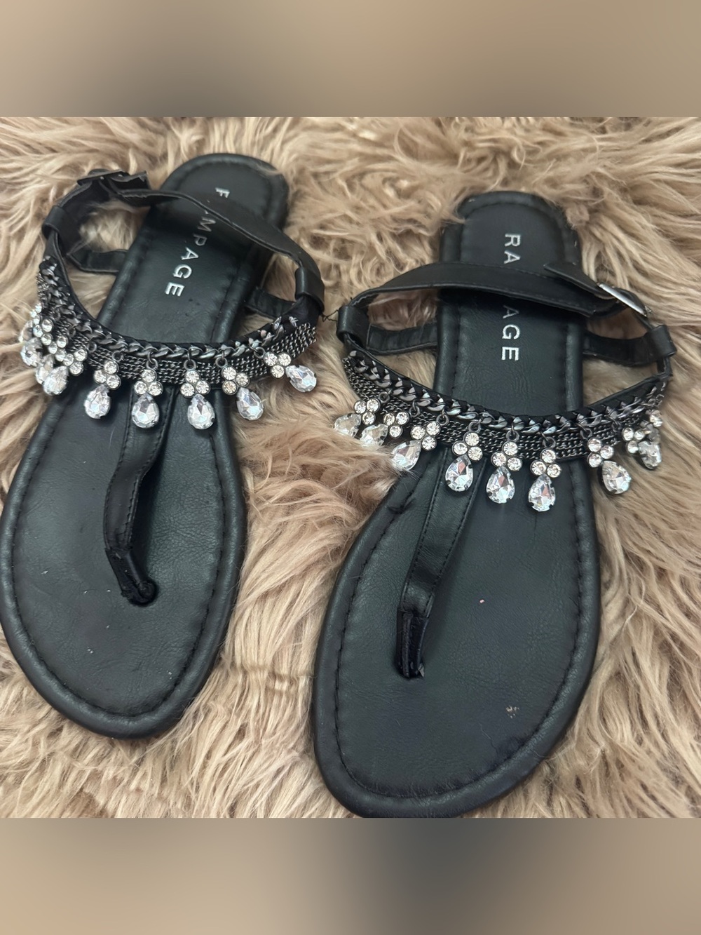 Rampage Black Jeweled T-Strap Sandals with Clear Teardrop Accents Sz 8